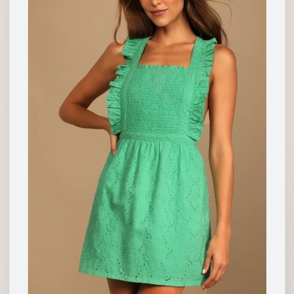 NWT LuLus Green Ruffle Dress Sz M